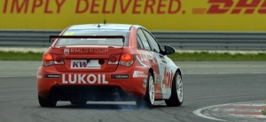 Muller smashes Hungaroring pole record Muller smashes Hungaroring pole record