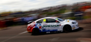 Plato heads MG 1-2 in first practice Plato heads MG 1-2 in first practice