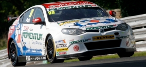 Plato on pole as MG score 1-2 at Oulton Plato on pole as MG score 1-2 at Oulton
