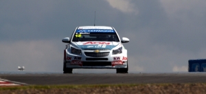 Muller wins delayed race one in Russia Muller wins delayed race one in Russia