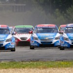 Start in Brno. Photo supplied by FIA WTCC Media