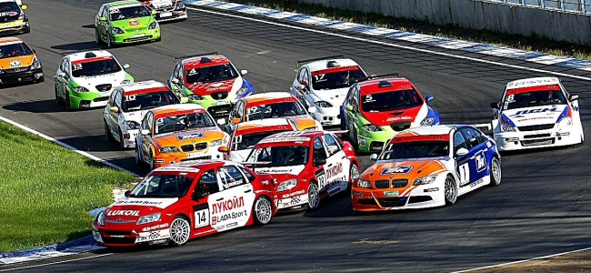 Koslovsky racing in the Russian Racing Championship in 2012