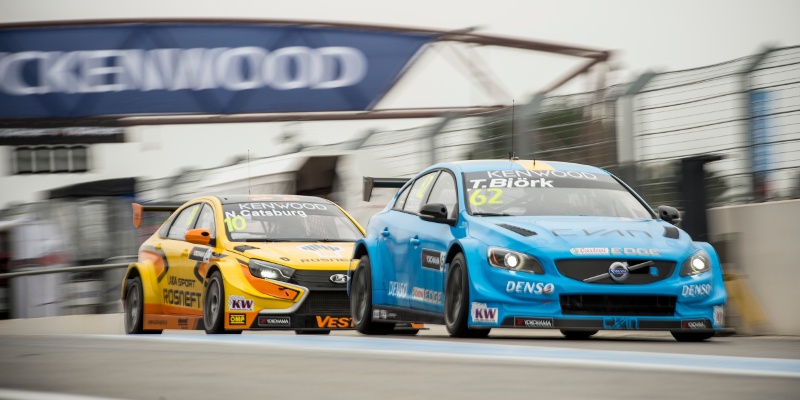 10 CATSBURG Nicky (ned) Lada Vesta team Lada Sport Rosneft action AND 62 BJORK Thed (swe) Volvo S60 team Polestar Cyan racing action during the 2016 FIA WTCC World Touring Car Championship race of Paul Ricard, Le Castellet, France from April 1 to 3 - Photo Vincent Curutchet / DPPI.