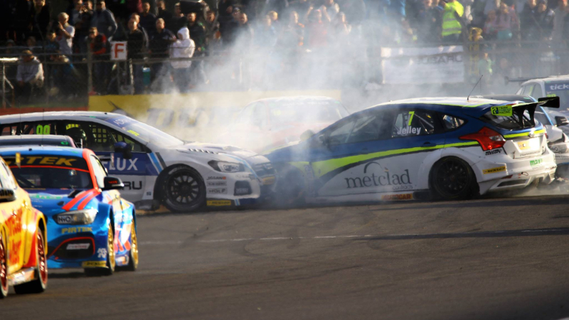 Jason Plato spins out