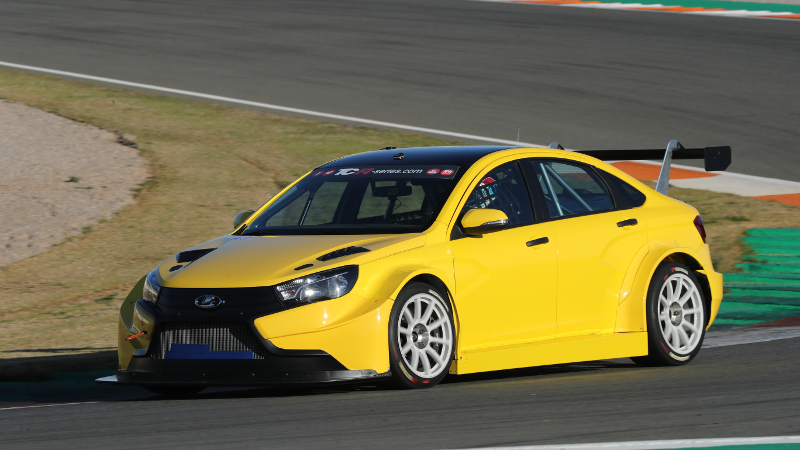 LADA Vesta TCR