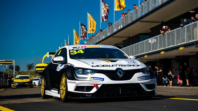 James Moffat Renault Mégane TCR