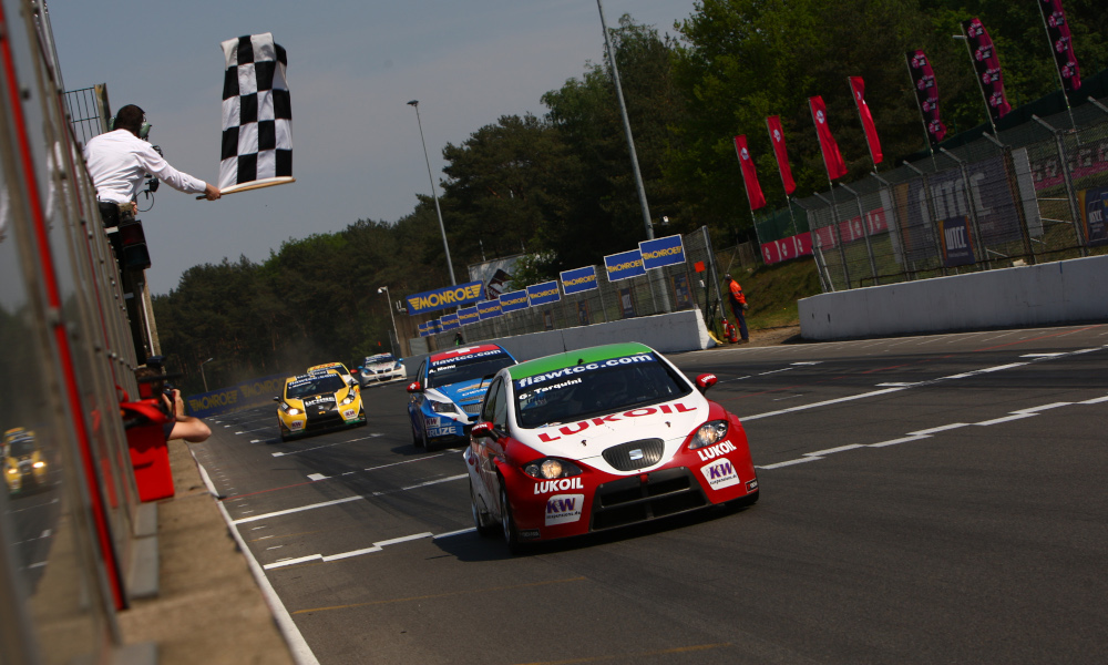 Gabriele Tarquini, Lukoil-SUNRED, SEAT León 2.0 TDI