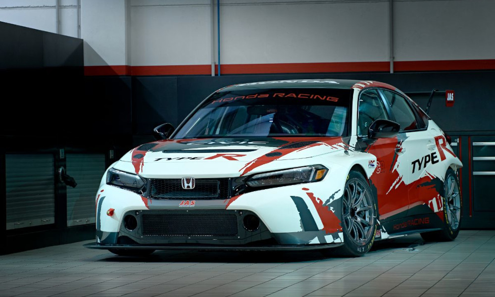 New Honda Civic Type R race car ready for British Touring Car