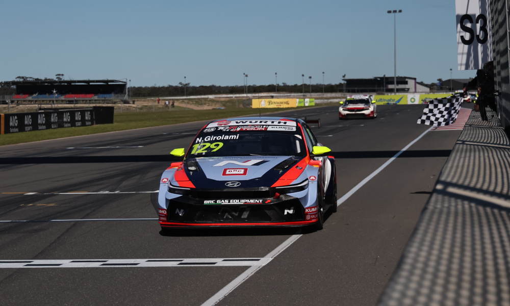 Néstor Girolami romps to race two win at The Bend