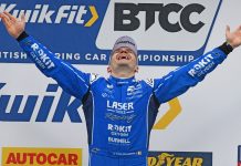Taylor-Smith ends near‑decade wait for victory at Brands Hatch Árón Taylor-Smith celebrates on the podium